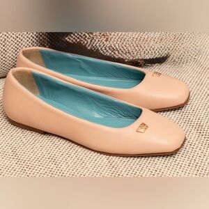 Buccola Leather Flat Black Parmasoft size 6 Made in Italy